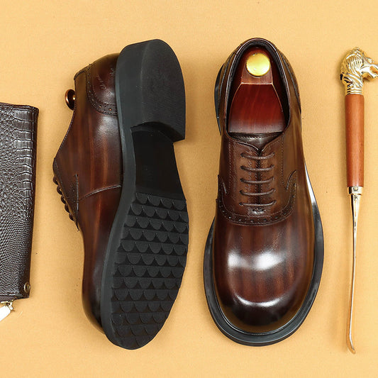 Chaussures en cuir de vachette de première couche pour hommes Chaussures en cuir décontractées pour hommes Chaussures Oxford en cuir véritable de style anglais rétro de couleur frottée Chaussures rondes pour hommes 89621