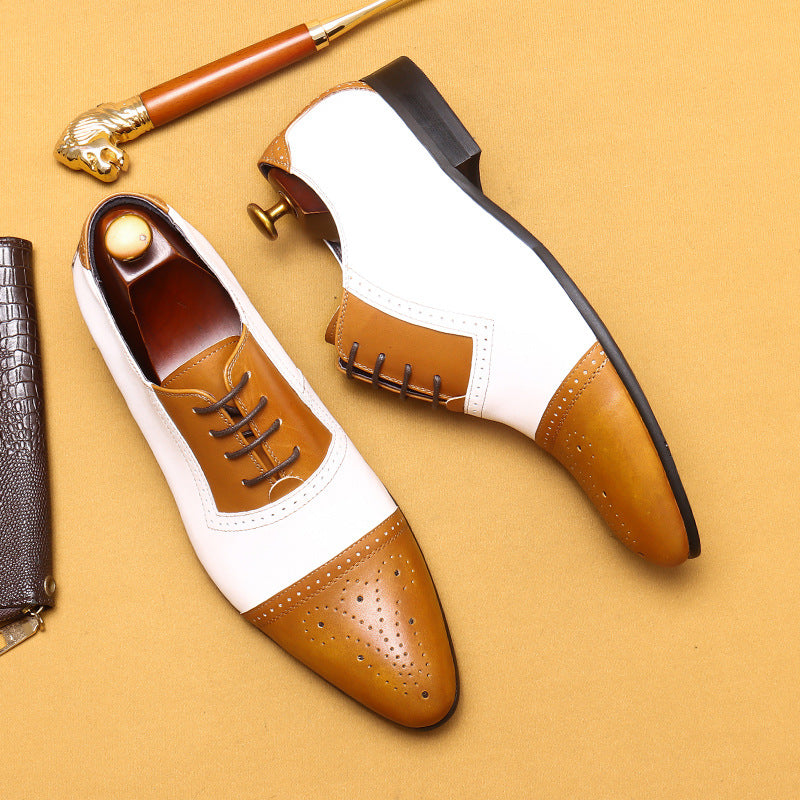 Chaussures en cuir de vachette pour hommes de première couche Chaussures en cuir Brogue blanches pour hommes Costume de marié gentleman Tenue d'affaires formelle Chaussures de mariage en cuir véritable