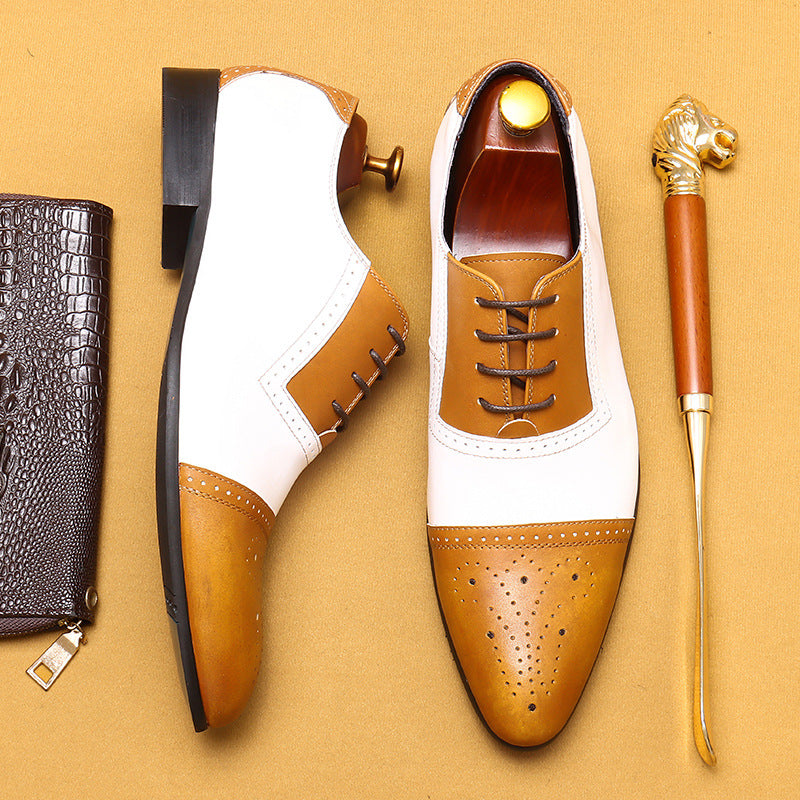 Chaussures en cuir de vachette pour hommes de première couche Chaussures en cuir Brogue blanches pour hommes Costume de marié gentleman Tenue d'affaires formelle Chaussures de mariage en cuir véritable