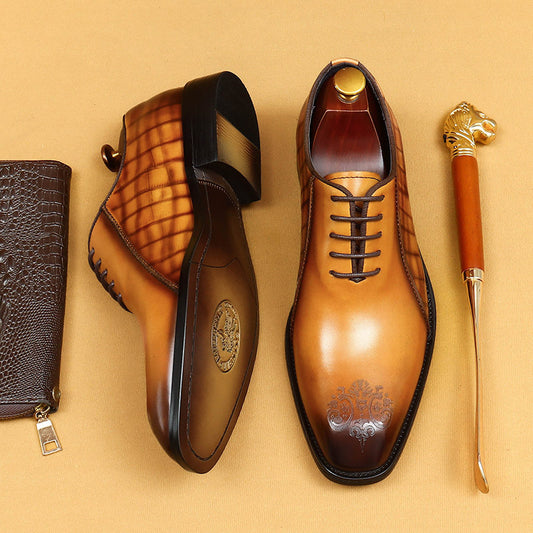 Chaussures en cuir de vachette de première couche pour hommes Chaussures en cuir pour hommes Cuir authentique Style britannique Couleurs assorties Chaussures Oxford à bout carré pour tenue de soirée d'affaires 68916