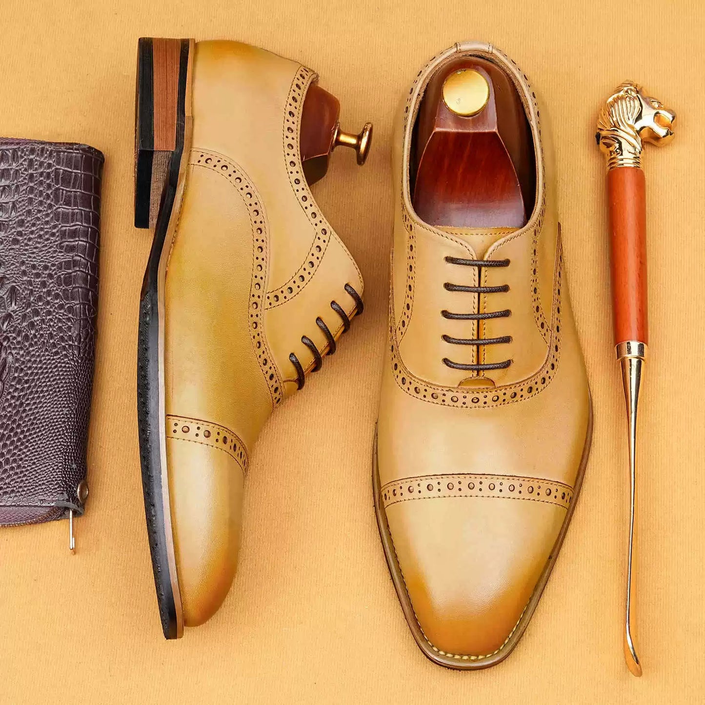 Men’s Cap-Toe Brogue Oxford Shoes 65181