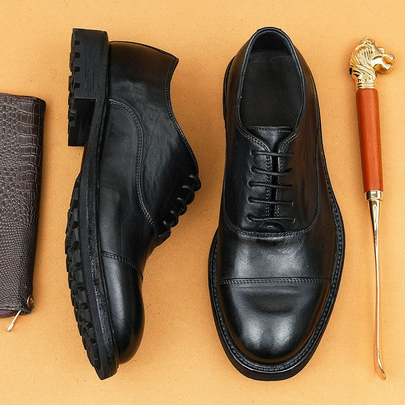 Chaussures en cuir de vachette de première couche pour hommes Chaussures en cuir décontractées pour hommes Pieds larges Britanniques Brillants Grosse Tête Chaussures Derby pour hommes en cuir de vachette de première couche 23692