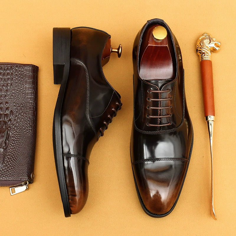 Chaussures en cuir de vachette de première couche pour hommes, vêtements de cérémonie pour hommes, chaussures Oxford pointues en cuir véritable, chaussures pour hommes en cuir verni brillant 