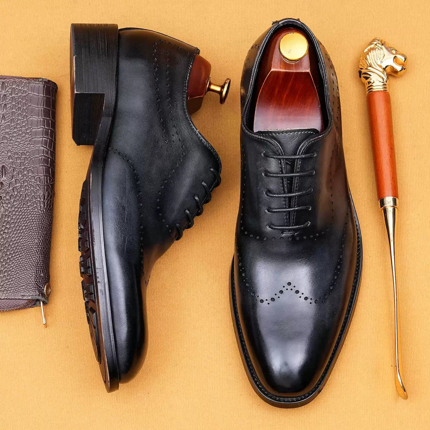 Men’s One-Piece Genuine Leather Brogue Oxford Shoes 68925