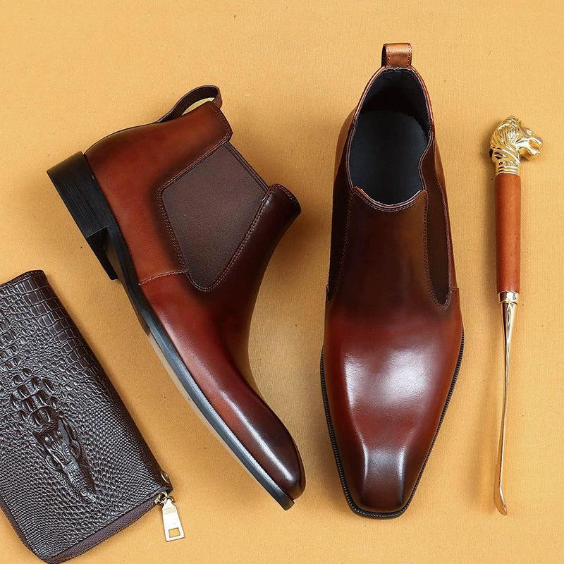 Chaussures en cuir de vachette pour hommes de première couche Bottines Chelsea Bottes courtes pour hommes en cuir véritable Style anglais Bout pointu Hiver Tenue de soirée d'affaires Bottes en cuir de vachette 65126 