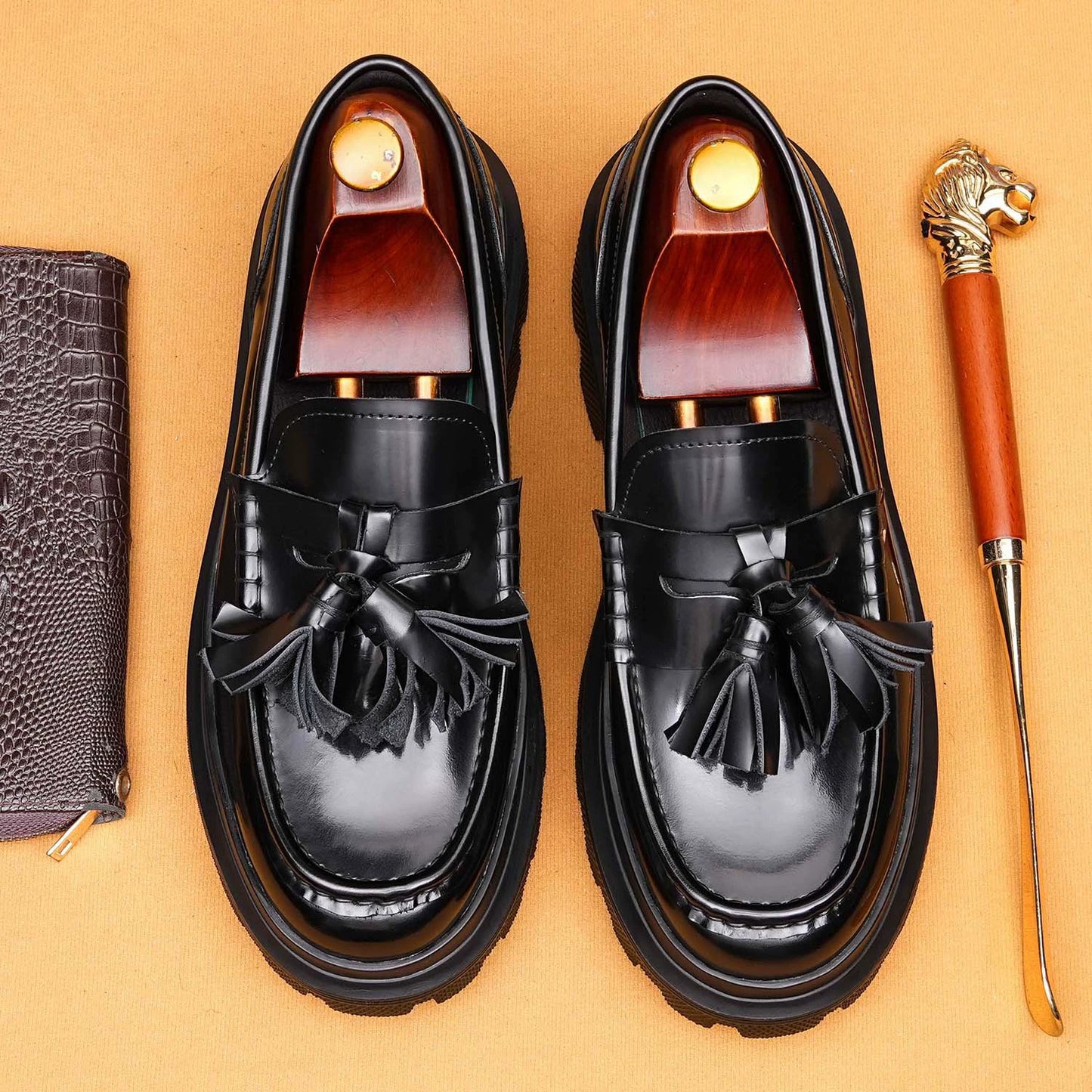 Men’s Thick-Sole Genuine Leather Glossy Loafers 86225